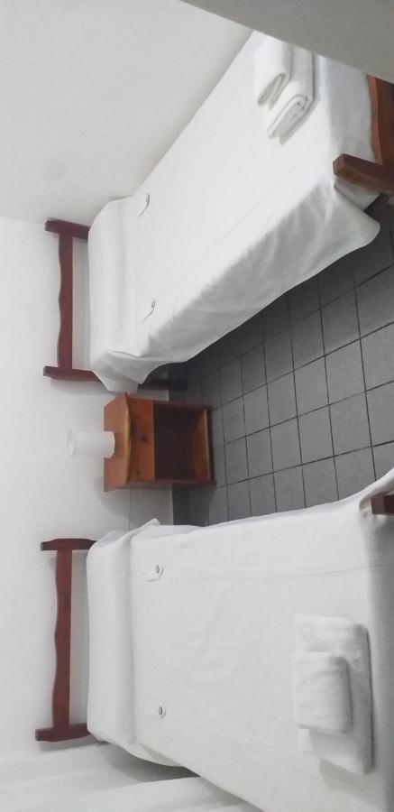 Hotel Tandil Puerto Madryn Bagian luar foto