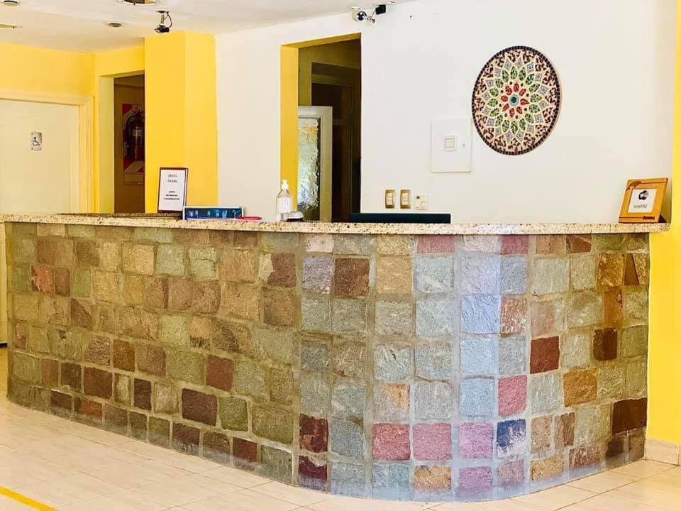 Hotel Tandil Puerto Madryn Bagian luar foto