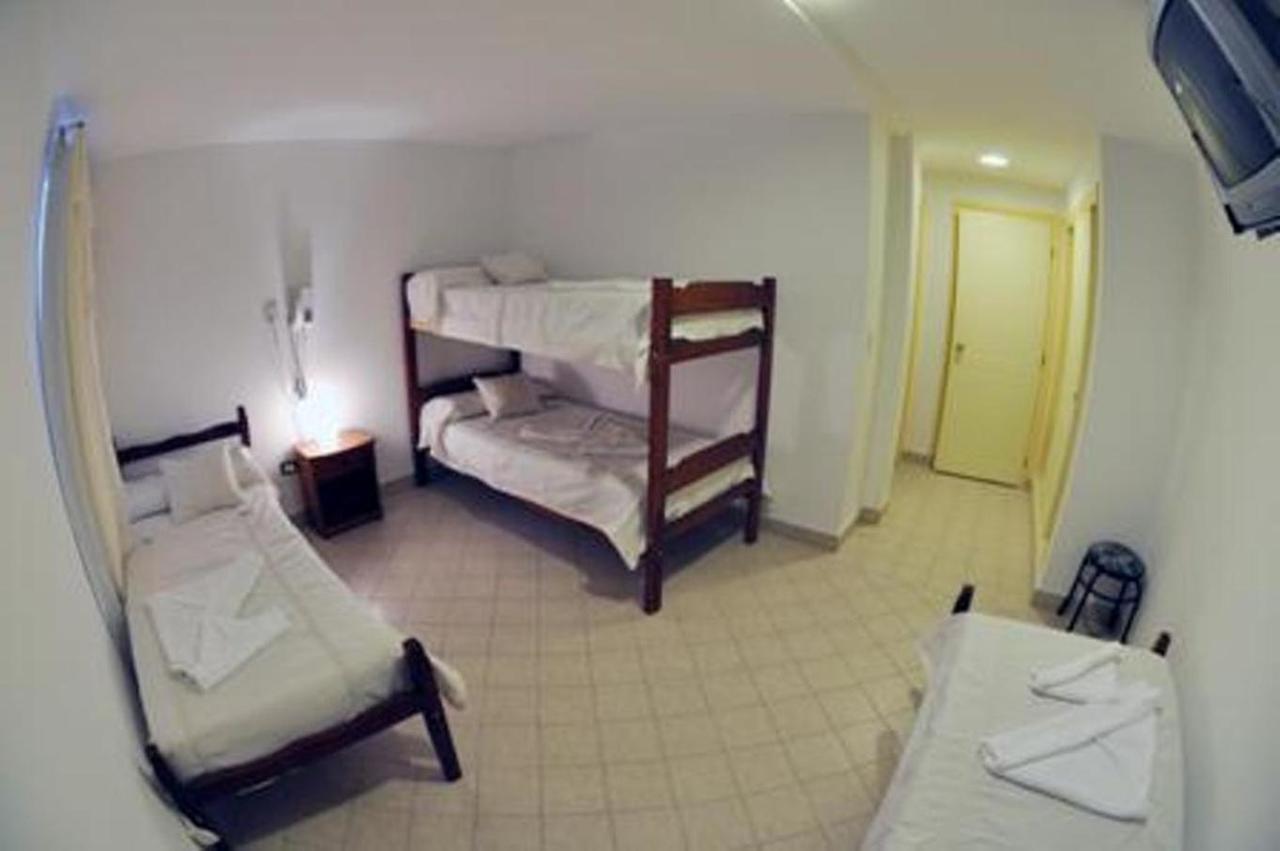 Hotel Tandil Puerto Madryn Bagian luar foto