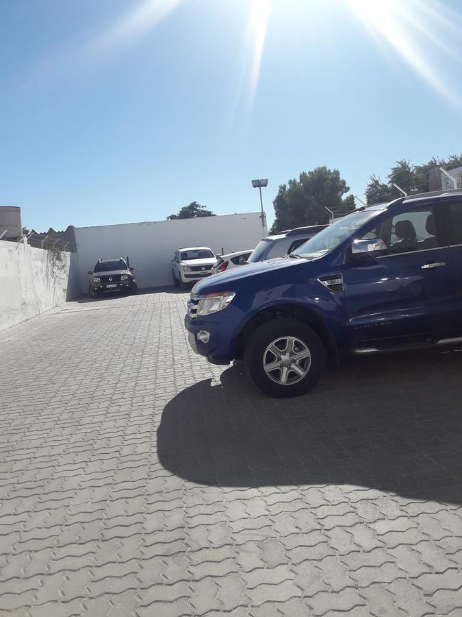 Hotel Tandil Puerto Madryn Bagian luar foto