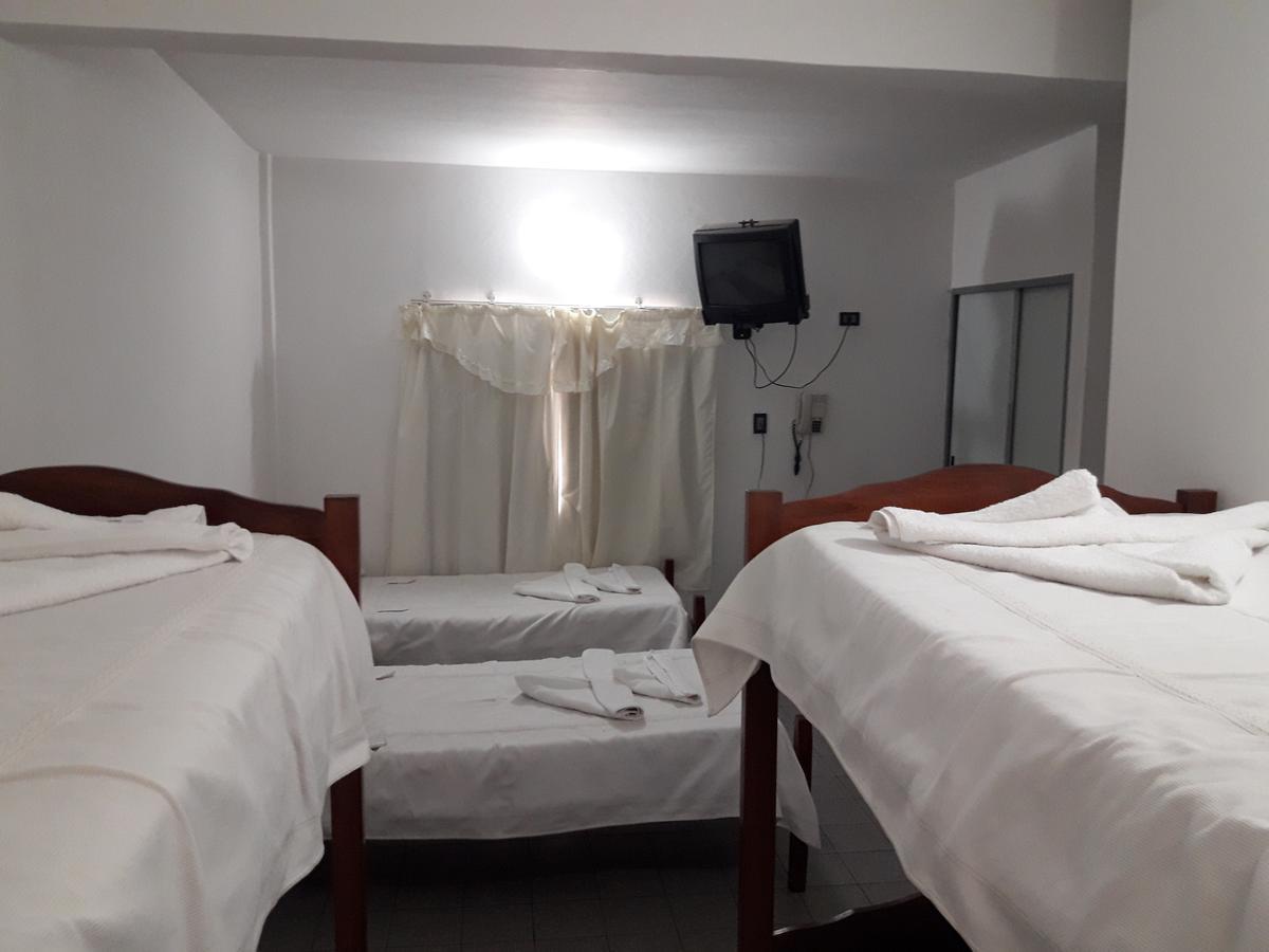 Hotel Tandil Puerto Madryn Bagian luar foto